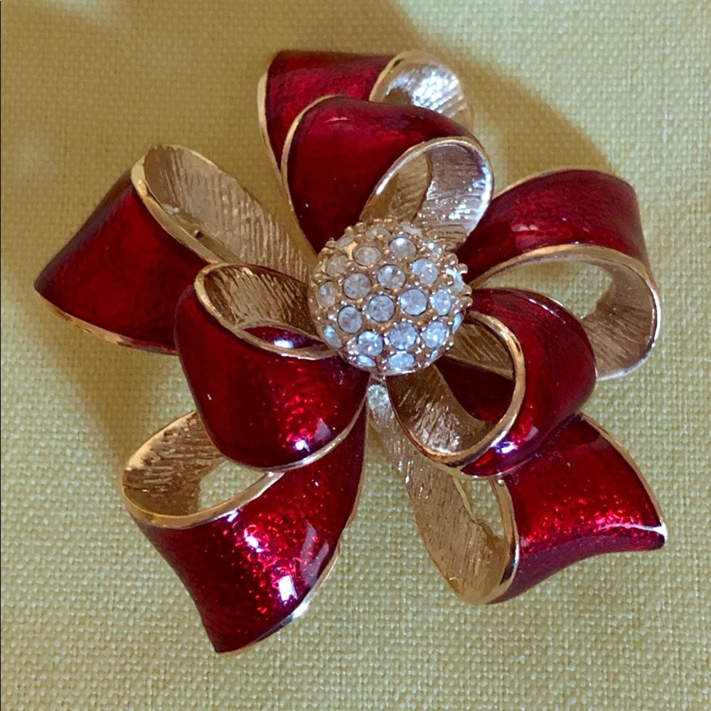 Beautiful Vintage Red Ribbon Holiday Brooch Pin